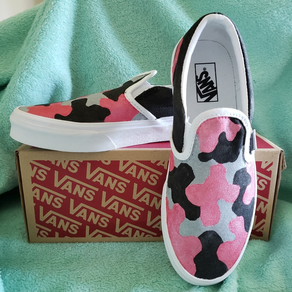 NWT Kids VANS Camo Size 3.5